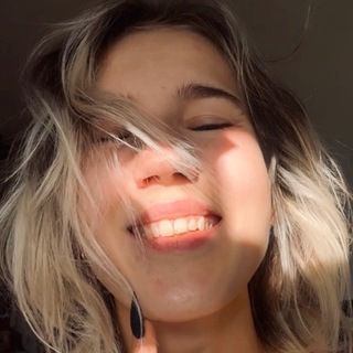 Логотип @alinashikut - Алина Шикуть тебя любит