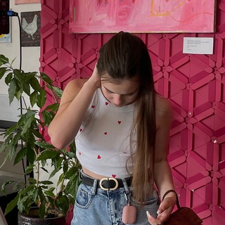 Логотип @alinevies - alinevies 🌸 | закрыто