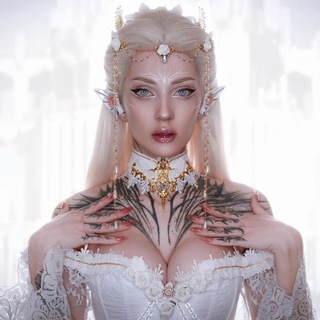 Логотип @alinma_official - Xenon 🖤