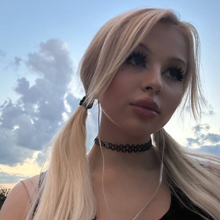 Логотип @alisacheeze - alisacheeze