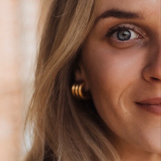 Логотип @alisaliterature - Литература. О Достоевском.