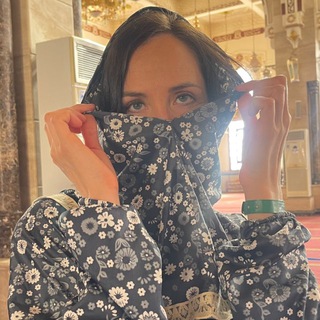 Логотип @alisatravelchannel - Travel Blog / Путешествия по России и миру, крутые места Москвы