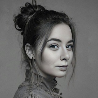 Логотип @alise_nord - Книжки, винчик, два ствола 😎