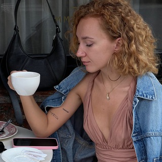 Логотип @alisonblog - Блогинг с Алисон