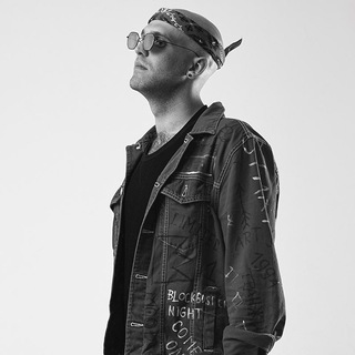 Логотип @alphaweezynbaby - ALPHAVITE