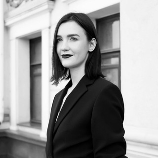 Логотип @alter_yourlook - АНАЛИТИКА ЛИЧНОСТИ с Юлией Глод. ТИПАЖ и стиль через АРХЕТИП