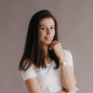 Логотип @alvina_dsgn - Дизайнер Альвина Кожина