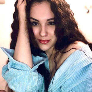 Логотип @alza_astro_chat - Заметки Лунной Львицы Chat