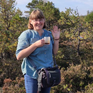 Логотип @amber_fringilla - Путешествия по пРуссии