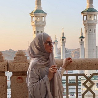 Логотип @aminaastories - Amina.stories