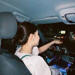 Логотип @aminaduysenbekk - zerro muz