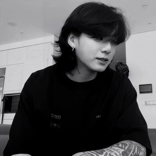 Логотип @amnxxxr - ab imo pectoré