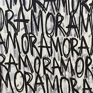 Логотип @amoramoramorm - amoramoramor