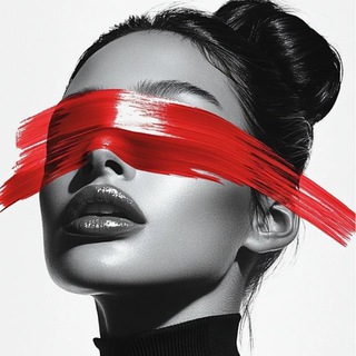 Логотип @amorfatirai - Синдром шмоточницы