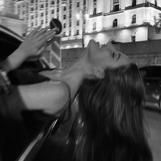 Логотип @amouremoure - V13