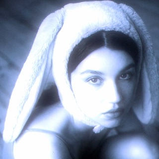 Логотип @amurazdes - амуралув