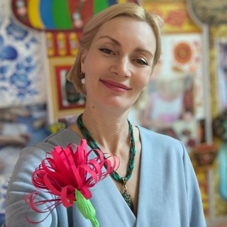 Логотип @anastaciyalav - ⚜Мать года / Будни писателя📒