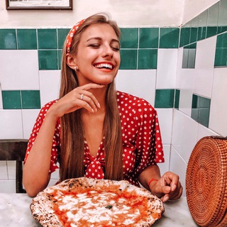 Логотип @anastasiahm - Дневник Репатрианта @anastasia.hm