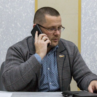 Логотип @andrei_khrushch - Андрей Хрущ