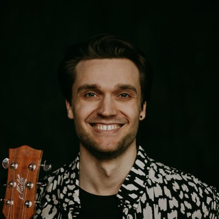 Логотип @andrewaxenov - Школа гитары Андрея Аксенова