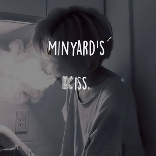 Логотип @andrewskiss - Minyard's kiss