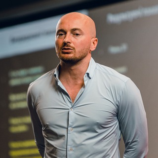 Логотип @andrey_pyvovarov - Андрій Пивоваров