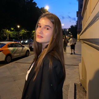 Логотип @anechka_says7 - Анечка вещает