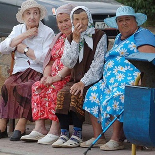 Логотип @anechkinsur - Сплетни и комфорт