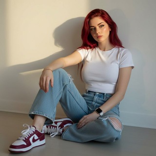 Логотип @angiearrow - Angie Arrow