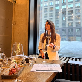 Логотип @ann_shadrina_and_wine - ann_and_wine