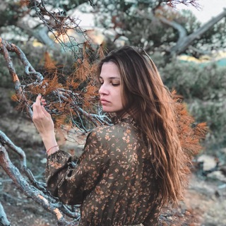 Логотип @anna_mirrenwald - Анна Мирренвальд | Экзистенциальный психотерапевт