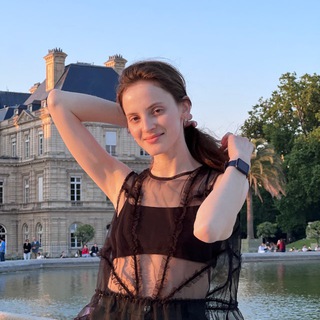 Логотип @annadotlepeshkoo - Erasmus Анюта в 🇨🇭