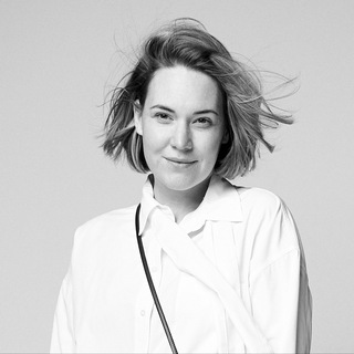 Логотип @annainart - Модный искусствовед