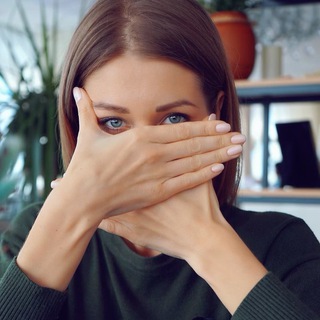 Логотип @annaraight - АR News