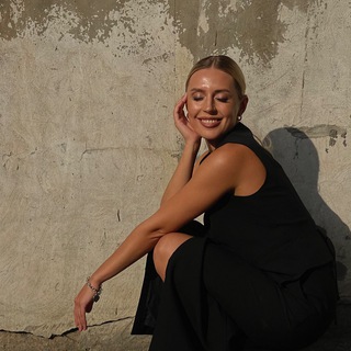 Логотип @annatolpysheva - Anna Goncharova