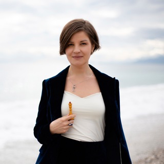 Логотип @annauzuner - Анна Узунер | Стратегии и продажи для экспертов и малого бизнеса