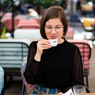 Логотип @annauzunerchat - Чат Анны Узунéр