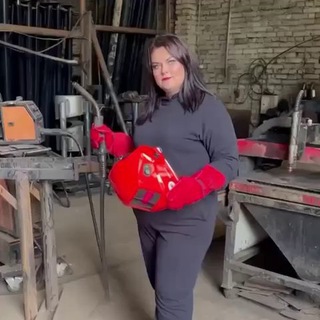 Логотип @annpalna_mossvai1 - Анна Пална | от свай к глэмпингу