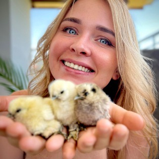 Логотип @annushka_vderevne - В деревушке у Аннушки