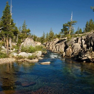 Логотип @antirs - Рубикон. Новости банков и политики.