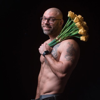 Логотип @antizognik - Артем Дорученко