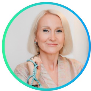 Логотип @antoninatolstaia - А.Т.Ма🕊