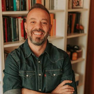 Логотип @antoniomaestre - Antonio Maestre