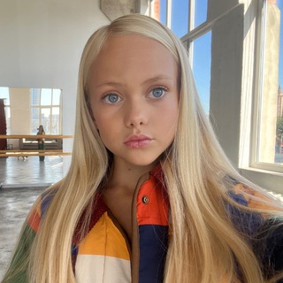 Логотип @antonovaviola - Antonova Viola