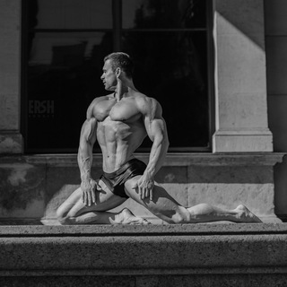 Логотип @antonysculptor - Культура позирования