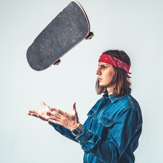 Логотип @antonz_live - Anton Zvyagintcev - Skateboarding