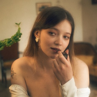 Логотип @anyamurm - разговоры с анечуа | anyamurm