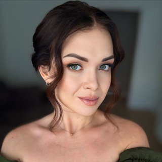 Логотип @anyta_ross - Анюта Росс