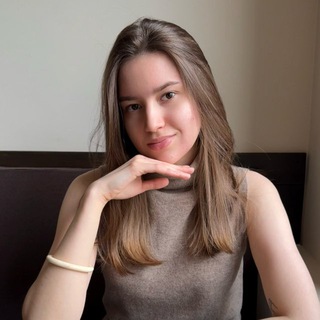 Логотип @anzheliikasm - anzhelika.sm