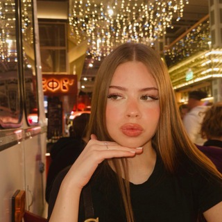 Логотип @aowhooo - ну фис